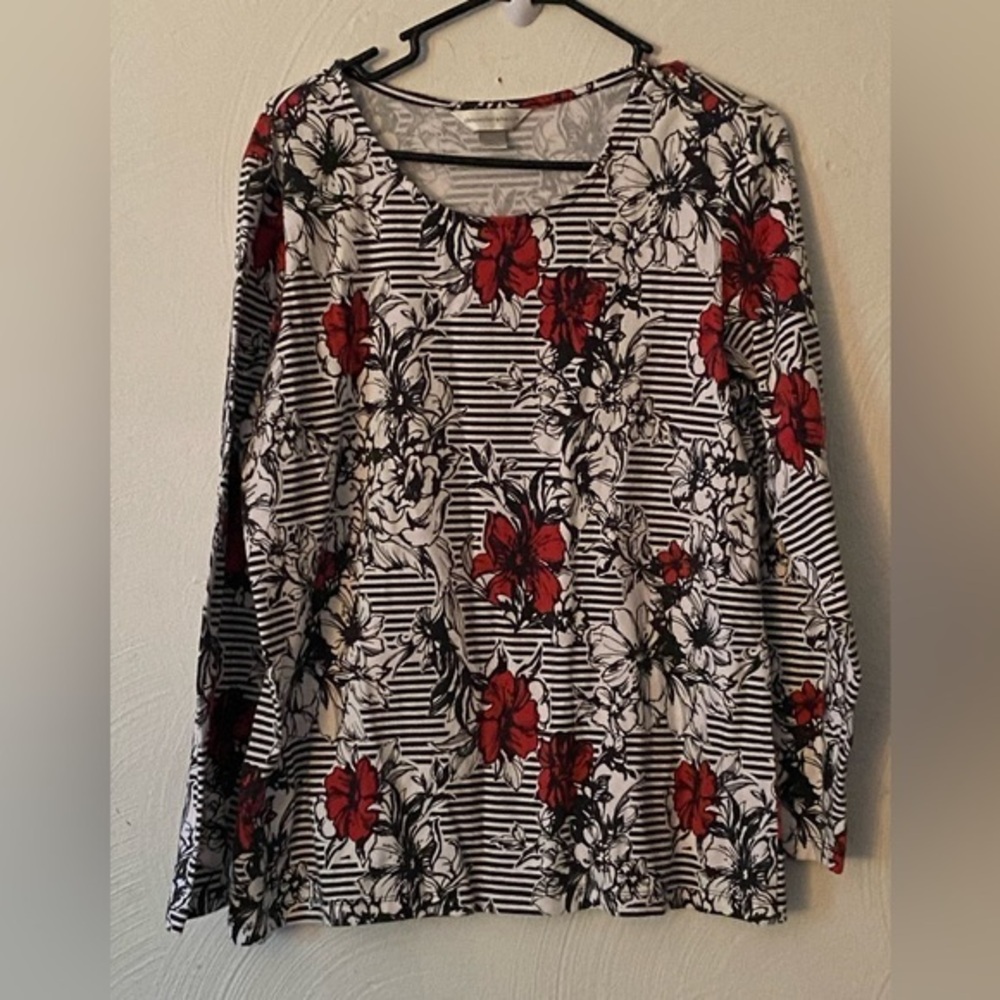 Christopher & Banks Long Sleeve Shirt Women’s Size Large Floral‎ Print